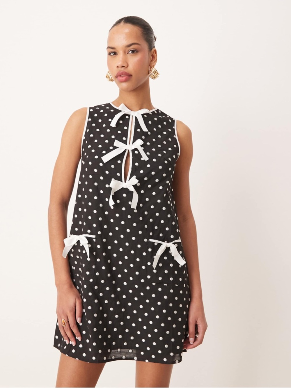 SISTER JANE NWT Isles white polka dot and bows trapeze mini dress pockets Maude